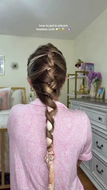 Products 🔗 in LTK + ShopMy!! 🍭⭐️🧁🦄 love love love this heatless curl method!