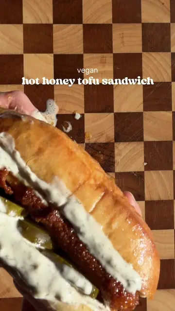 VEGAN HOT HONEY CRISPY TOFU SANDWICH!! 1 block extra-firm tofu, sliced into sand