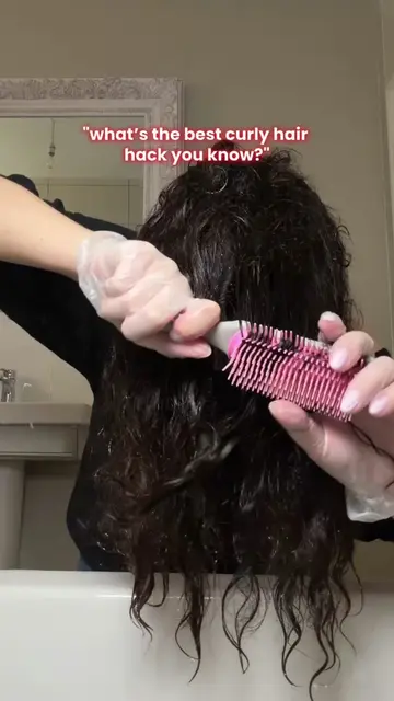 ❌”what’s the best curly hair hack you know?” ✅This! @Garnier UK leaven cream  @O