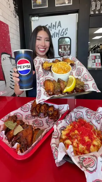 #PepsiPartner 🔥UNIQUE WING FLAVORS AT LOCAL FAVORITE IN HOUSTON 🔥  📍 @Sienna 