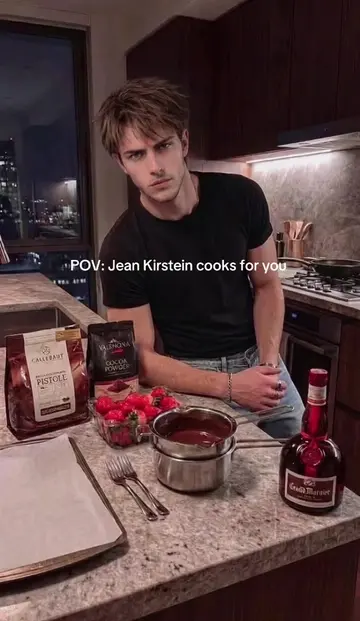 Jean is cooking for you 🧑‍🍳  #attackontitancosplay #attackontitanedit #attacko