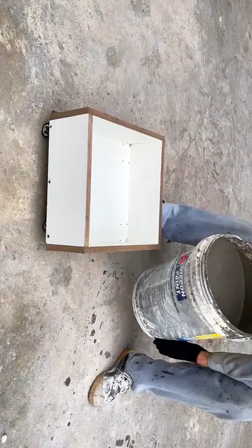 pat:1.Pour Paint into cement and create a million dollar masterpiece that anyone