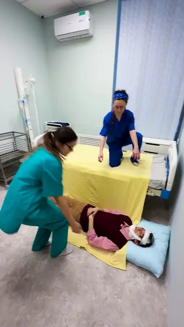 Pro Ways to Move Patients #assistance #doctor #fyp #hack 
