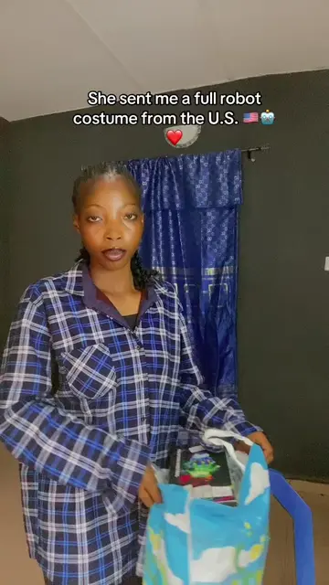 @soniaokojie07 From IG she sent me a full set of robot costume her IG handle @tr
