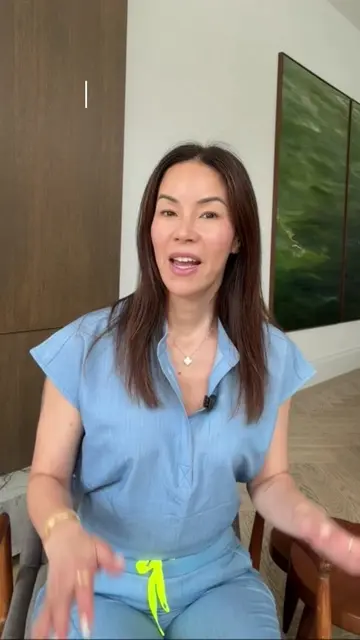 AD | When my skin feels stressed by heat, pollution or travel - which it has rec