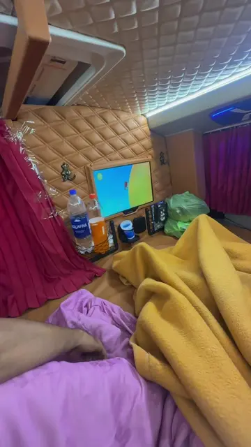 Kainat Travels Sleeper buss review….Karachi to pindi Travel…. ….. ….. …. …. ….. 