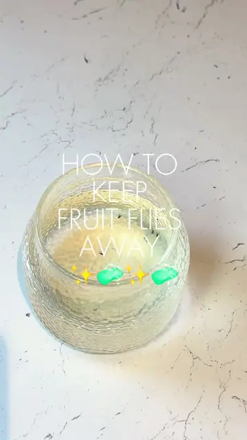 How to keep them fruit flies away ✨🧼 #cleaninghacks #hacks #cleaningtips #tips 
