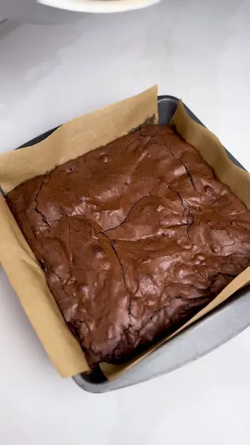 This is your sign to never serve plain boxed brownies again. 😂 We’re taking a s
