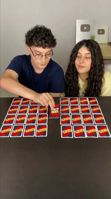 Let's Play Uno Flip 🤣 #fun #GameNight #couple #boardgames 