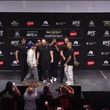 #Joshuavan❤  #pantoja❤ #UFCFlyWeightChampion  #pressconferenceUFC331