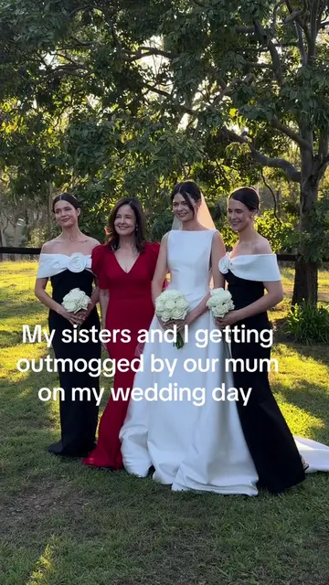 My mum the absolute weapon 🔥  #weddingtiktok #weddingday #fyp #weddingtok #mogg