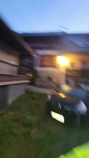 Six heures du matin. Je pars pour le défi le plus fou le col de la croix de fer 