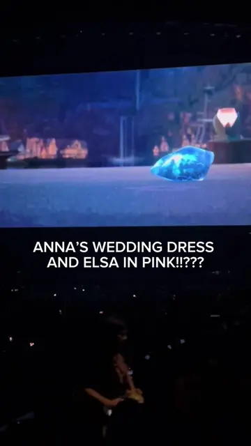 ANNA IS EATING UP THIS WEDDING LOOK!!! 🤍 @Disney D23 #frozen #d23 #elsa #ana #f