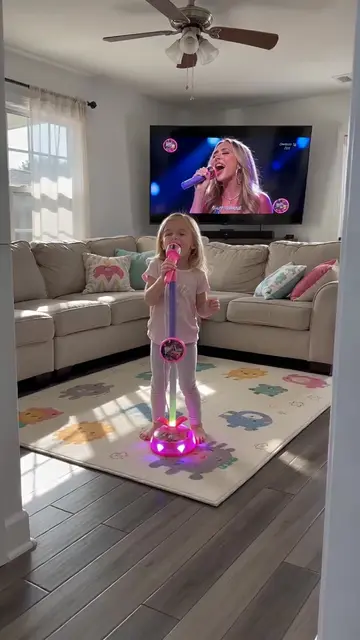 Looks like we’ll have to get another mic,then #kpop #kidstoys #microphone #kidso