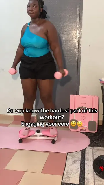The hardest part is engaging your core while twisting 😩😩 You go feel the burns