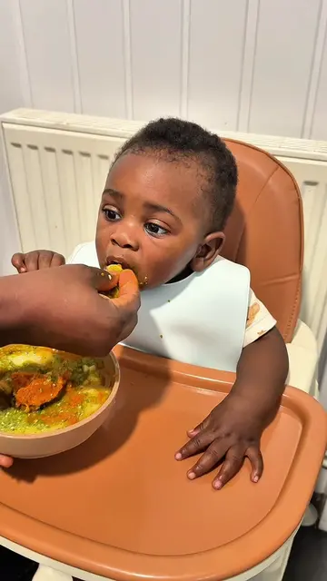 My 8-month-old’s lunch 🥹💚 Okra, spinach & mackerel fish stew with fufu. He has