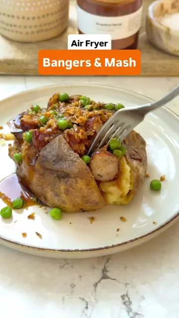 Loaded Air Fryer Bangers & Mash 🥔🌭✨ This is the ultimate comfort food upgrade!