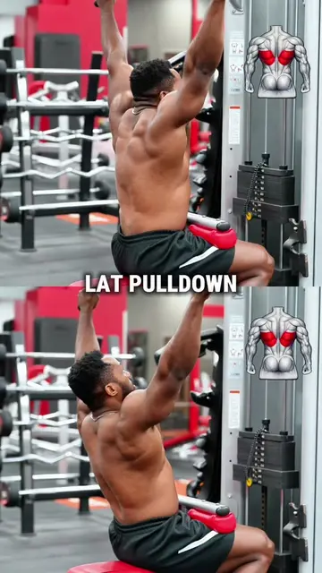 Notice the difference? #latspulldown #backworkout #fitnesstips #fyp #viral 