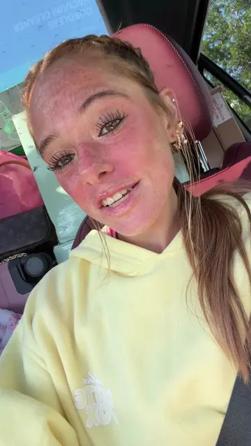 I know I use the same sounds all the time ahhahaha #yellow #tan #happy #healthy 