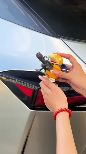 Let’s see who is not driving properly #car #caraccessories #carlover #carmodific