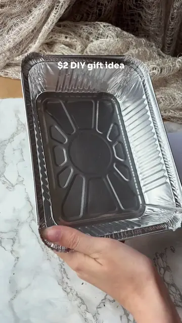 DIY grift idea out of empty food container🪄🤍 #recycling #metalembossing #diygi