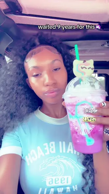 AHHHH i wasn’t missing it this timeeee!! #unicornfrappuccino #starbucks #unicorn
