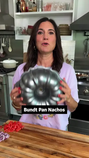 If you’re only using your Bundt pan to make cake, you’re doing it wrong!! 📣 Thi
