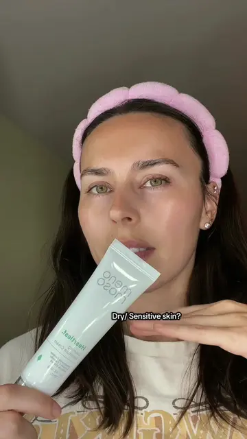 I love the dropper-style bottle (hygienic — no fingers in the jar) 💚  #menomoso