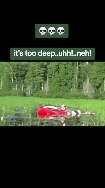 Saraaahhh! lol  #fyp #help #sinking #kayak #lol