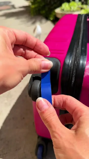 12 Koffer-Packhacks, die ich gerne früher gekannt hätte. ✈️🧳 Eine Flugbegleiter