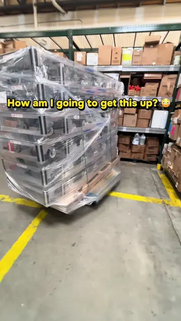 Prepping these LOOONG pallets to fly up! 😮‍💨📦 When the pallet is longer than 