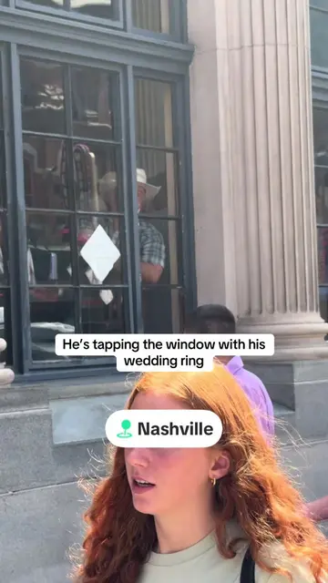 The things you see in Nashville. #nashville #broadway #nashvilletn #nashvilleten