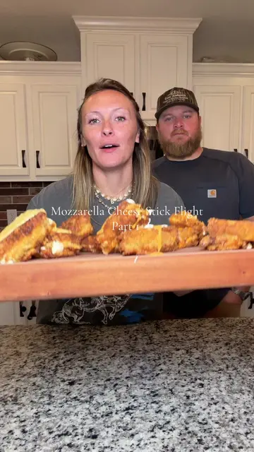 Mozzarella stick flight PART 1 🧀✈️ because apparently regular mozzarella sticks