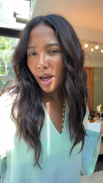 A quick 5 minute GRWM for dinner emphasis on QUICK!!!!  Details 💫 dress @SAINT 