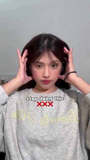 Quick Cute Hair Style 🚩🎧🎗️#foryourpage #viralvideotiktok #creatorsearchinsigh