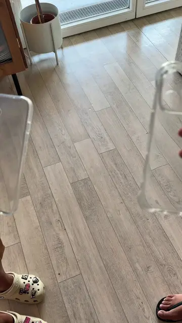 DIY PHONE CASE ✨  Voici une petite idée d’activité à faire avec les enfants cet 