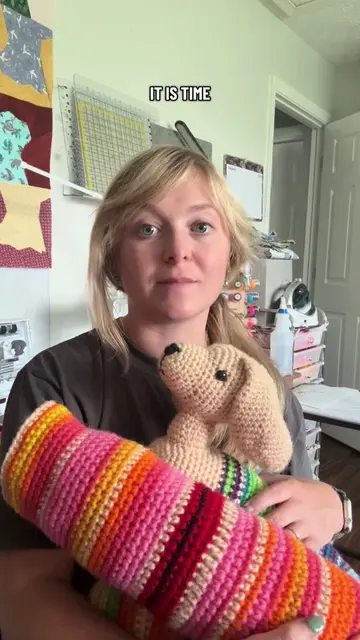 Week 30 - 2026  Temperature Weenie Dog #crochet #temperatureproject #weeniedog #