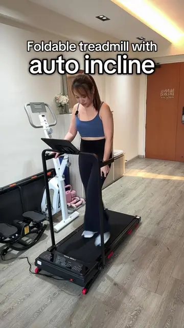 Auto incline foldable treadmill with speed up to 10km/hr! Ideal for incline walk