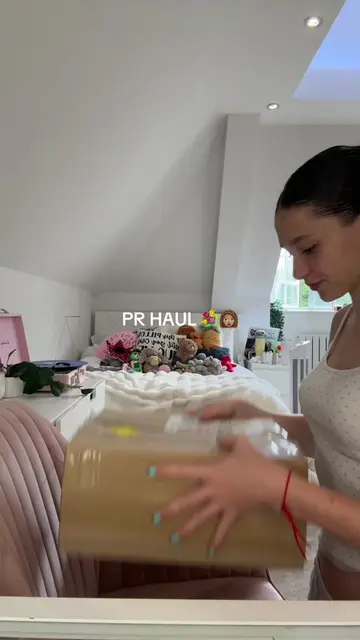 I love love these videos #fyp #prhaul #pr #unboxing @Umberto Giannini @Olaplex @