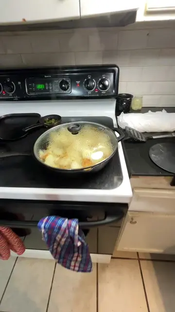 Quick teaser! Fried Potatoes for Breakfast #friedpotatoes #breakfast #nativetikt