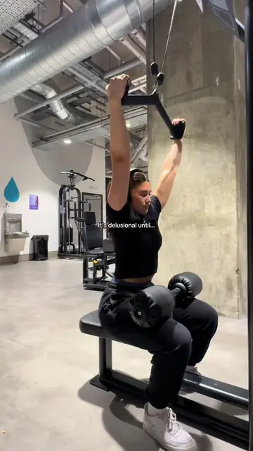 Everyone starts somewhere.  @DFYNE dc RHIANNON10 🫶🏼 • #upperbody #gymgirl #gir
