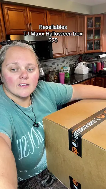 Unbox this TJ Maxx Halloween Box from @Resellables MA. The cost of this box was 