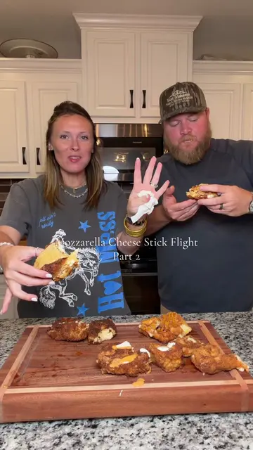 Mozzarella stick flight taste test PART 2 🧀✈️ I think my cheese was broken beca