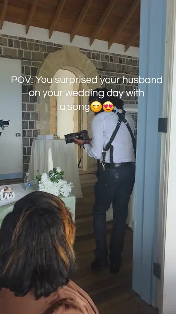 I told him I was going to the bathroom, but actually went to get the mic🤭 #wedd