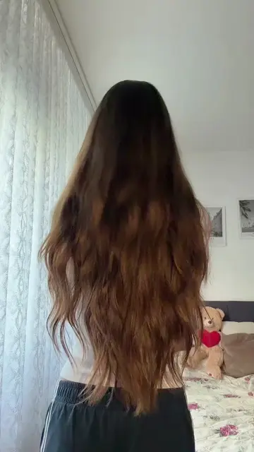ig:anastasia_.xd #transition #butterflycut #layers #hairtok #bangs 