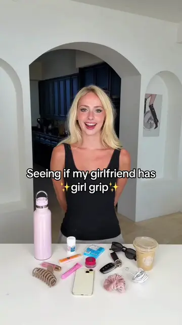 Girl grip is actually real 😳😂 #fyp #couple 