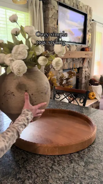 A little subtle fall tray styling 🤎🍂 Keeping it warm, cozy & simple with just 