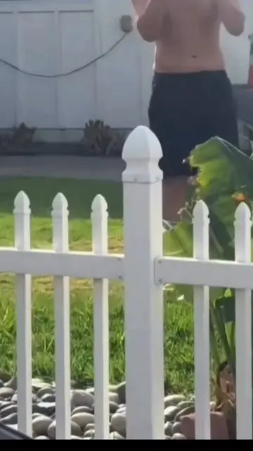 Y’all can’t hear him because Tiktok won’t allow the sound effects but his addres