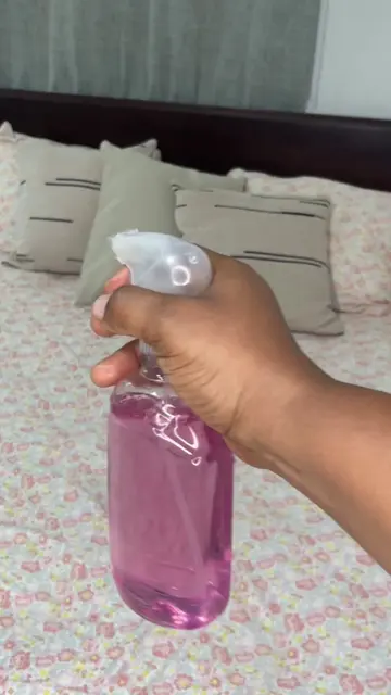 Prepara este potente spray casero para eliminar ácaros y chinches de tu colchón 