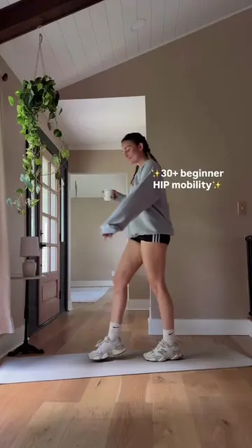 Oh hi beginner!! LINK IN BIO for your first week of 5 minute mobility sessions! 